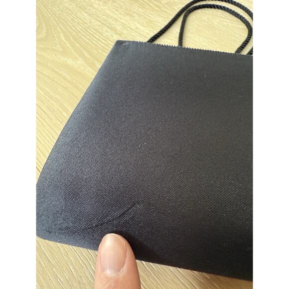 Vintage 80’s Lord and Taylor Black Textured Small Rope Tassel Crossbody Bag - Picture 4 of 12